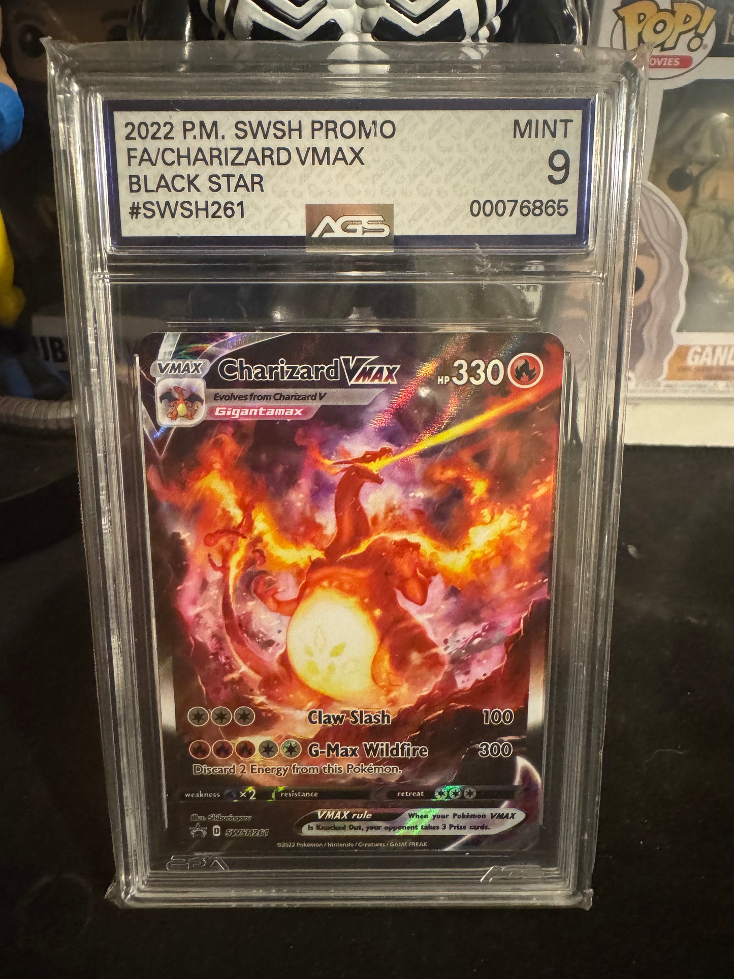 Charizard VMAX
